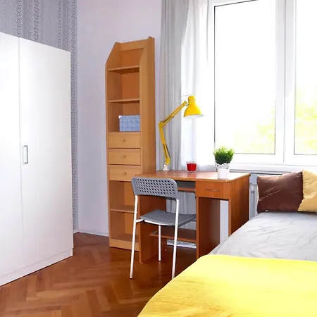 - Ul Grochowa * Wrocław